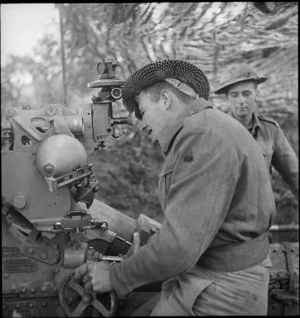 Laying a gun in the Sangro River area of the Italian front, World War II - Photograph taken by George Kaye