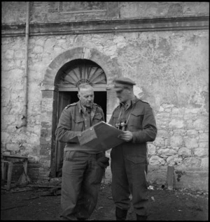 Brigadier Weir and Brigadier Parkinson confer outside Brigade HQ on Sangro River Front, Italy, World War II - Photograph taken by George Kaye