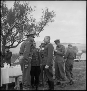 General Freyberg talking with Russian military observers, Majors General Vasiliev and Solodovnick, in Italy, World War II - Photograph taken by George Kaye