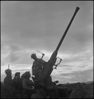 Members of a NZ anti aircraft crew on the Italian Front, World War II - Photograph taken by George Kaye