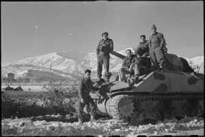 Crew of New Zealand tank on the Italian Front, World War II - Photograph taken by George Kaye