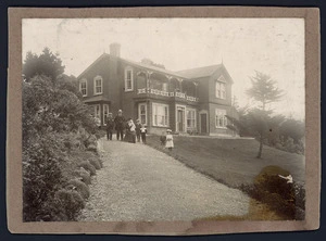 Rennie, D A (Mrs) :Photograph of Rosehaugh House, Karori, Wellington, and Mackenzie family