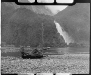 Bowen Falls, Milford Sound, Southland District