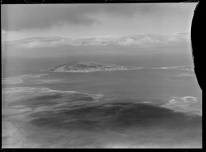 Bluff and New River Estuary (centre foreground) with Foveaux Strait in the distance