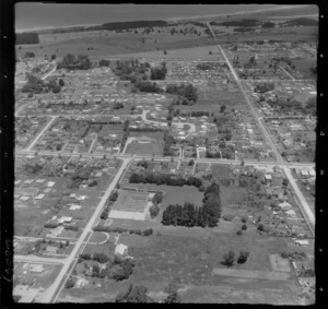 Gisborne, Poverty Bay, showing unidentified school in the centre