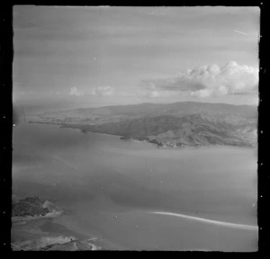 Hunua Ranges and Kawakawa Bay as view from Pakihi Island, Auckland Region