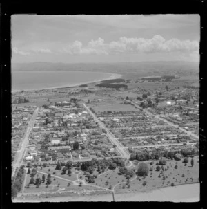Gisborne, Poverty Bay, including housing and streets