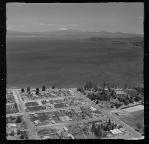 Taupo, includes view of lake, roads, housing and Mt Ruapehu