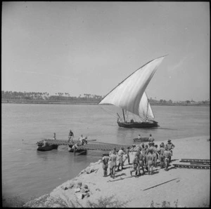 NZ Engineers practice bridge building on the Nile at Maadi, Egypt - Photograph taken by George Bull