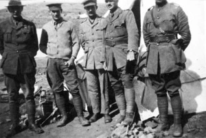 Five New Zealand soldiers, Gallipoli, Turkey