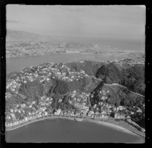 Wellington City suburbs of Oriental Bay and Roseneath with Mount Victoria and radio masts, with Evans Bay and the Miramar Peninsula beyond