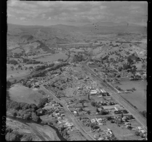Manunui, Ruapehu District, includes farmland,railway line, industrial area, bridge, roads, township, river and housing