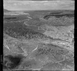 Raurimu Spiral, Manawatu, includes railway line and bush