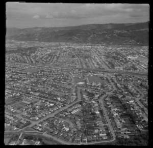 Lower Hutt City and the suburb of Waterloo with Saint Ronans Avenue, Waterloo Primary School and Railway Station, looking to Petone, Hutt Valley, Wellington Region