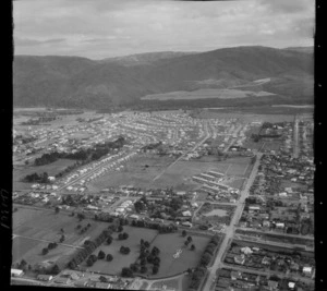 Heretaunga College and Ward Street in foreground looking to Trentham and the Hutt River beyond, Upper Hutt Valley, Wellington Region