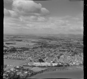 Foxton, Horowhenua District, including Manawatu River in the foreground
