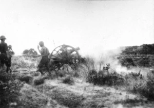 New Zealand field gun in action, Gallipoli, Turkey