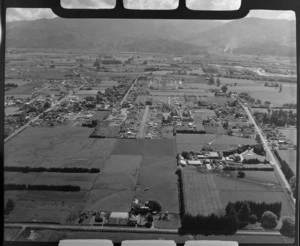 Motueka township surrounded by farmland with the Motueka River beyond, Nelson Region