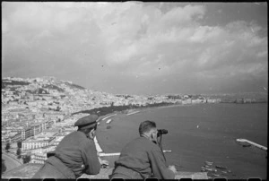 Two New Zealanders view Mt Vesuvius in eruption, Italy, World War II - Photograph taken by George Kaye