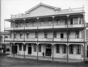 Fosters Hotel, Taupo Quay, Wanganui