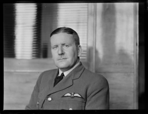 Portrait of R H (Bob) Hickson, S/Ldr in Royal NZ Air Force uniform