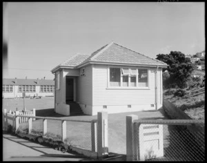 Dental clinic exterior, Lyall Bay School, Wellington - Photograph taken by E P Christensen