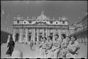 World War 2 New Zealand soldiers at St Peter's Church, Rome, Italy