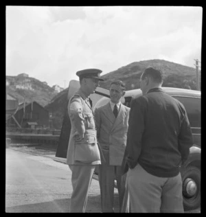 Captain G G (Jim) Stead with Oscar Garden and an unidentified man, Mechanics Bay, Auckland