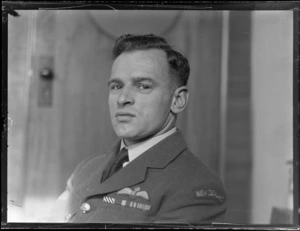 Portrait of Wing Commander Lloyd H Parry AFC in uniform, Whites Aviation Office, Auckland