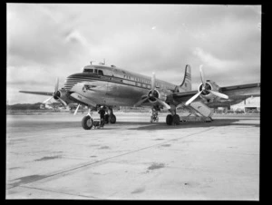 Pan American World Airways Clipper Mandarin, on tarmac, location unidentified