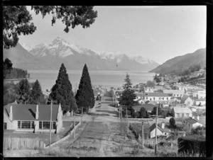 Lake Wakatipu, Queenstown, includes township, lake and mountains