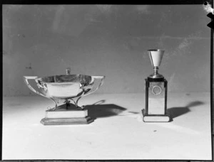 NI [North Island?] Air Pageant, showing Gloucester Cup (left) and Spence Cup