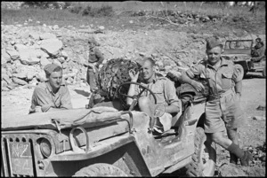 New Zealanders on the road forward after the fall of Atina and Belmonte, Italy, World War II - Photograph taken by George Kaye