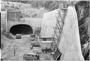 The Terrace Tunnel, Wellington, under construction