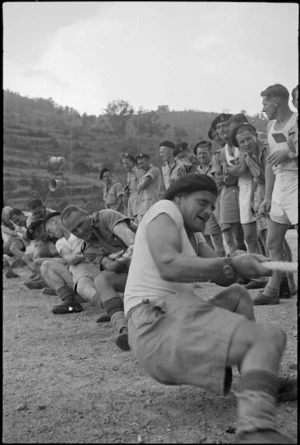 Tug of war at 4 NZ Armoured Brigade sports meeting at Isola del Liri, Italy, World War II - Photograph taken by George Kaye