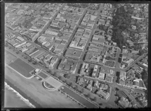 Napier, showing industrial area and Marine Parade
