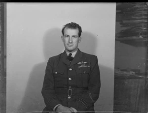 Portrait of Flight Lieutenant Higgins in RNZAF uniform