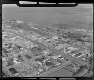 Close-up view of Invercargill City Centre with the Cenotaph and Winton-Lorneville Highway in the foreground and railway yards beyond