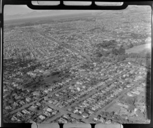 View southeast over the Christchurch suburb of Ferndale to Little Hagley Park and Christchurch City CBD beyond, Canterbury Region
