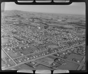 The town of Waimate Parsonage Road in foreground, South Canterbury Region