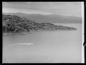 View of the Imperial Airways Flying Boat 'Centaurus' landing on Evans Bay, Wellington Harbour