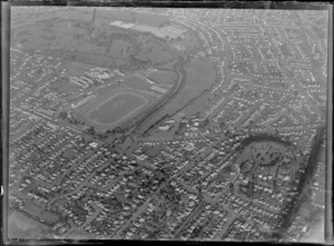 One Tree Hill Borough Council area with Manukau Road and the suburb of Epsom in foreground with Mount St John Domain and Alexandra Park and Greenlane Hospital, Cornwall Park and One Tree Hill, Auckland City