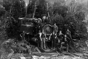 Steam locomotive and railway workers, between Midhurst and Mt Taranaki