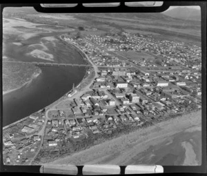 Hokitika, West Coast Region, showing housing, bridge and Hokitika River