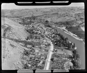 Roxburgh, Otago, includes Clutha River, township, housing and farmland