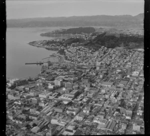 View over the Wellington inner City suburbs of Te Aro and Mount Victoria, to Lambton Harbour with Clyde Quay Wharf and Oriental Bay to Roseneath with Wellington Harbour beyond
