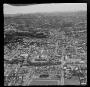 View west over the Wellington City suburbs of Te Aro and Mount Cook with the Basin Reserve in foreground to the National War Memorial, Museum, Wellington High School and Aro Valley beyond