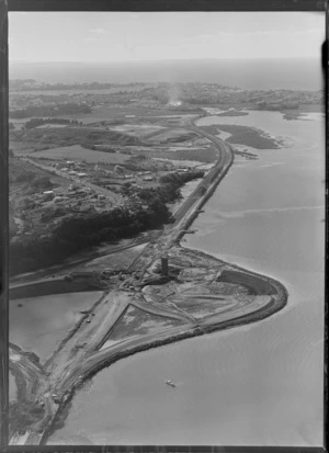 Northern bridge approach, Northcote, Auckland