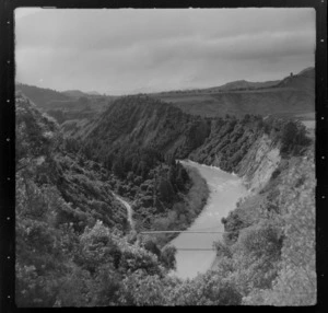 Mangaweka, Manawatu-Whanganui, with bridge over Rangitikei River