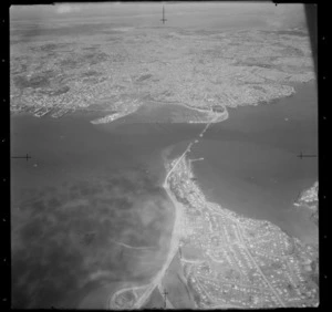 Auckland City, including construction of the Auckland Harbour bridge